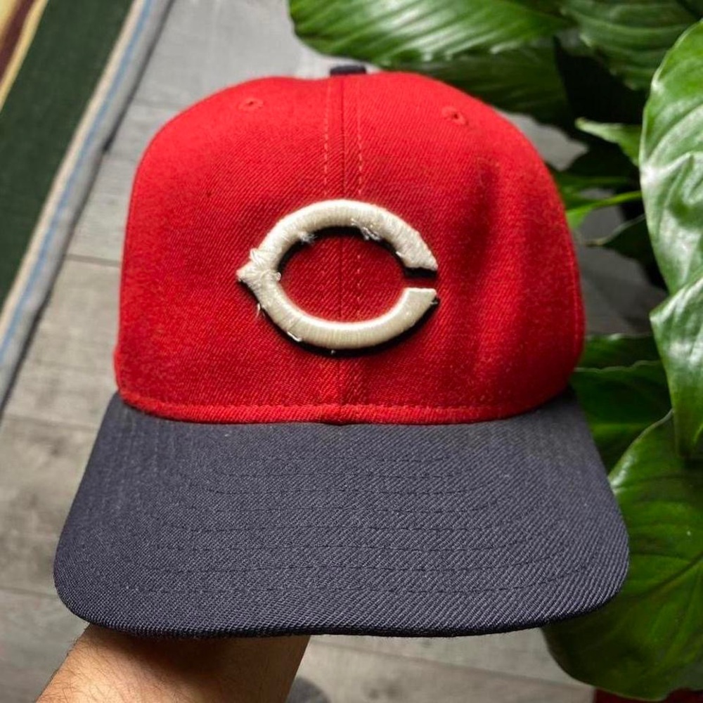 Vintage 90s Cincinnati Reds New Era Fitted Hat